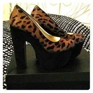 "Wild Pair" Platform heels